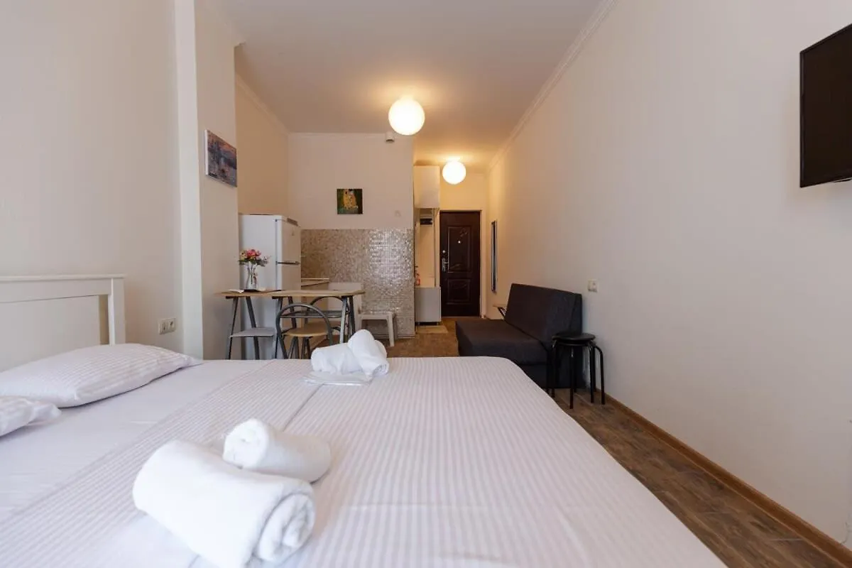 Cozy Studio Apartment In The Heart Of Batum 0*, Batumi
